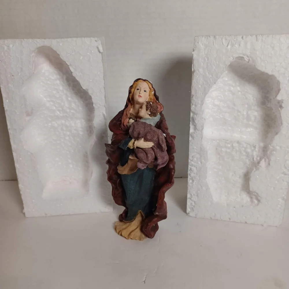 Vintage Hand Painted Nativity‎ Joseph Mary Baby Jesus Set Of 2 Ceramic Christmas